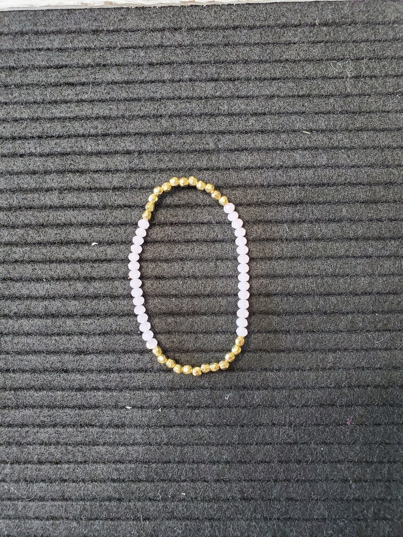 5 set glass pink and gold bead bracelets