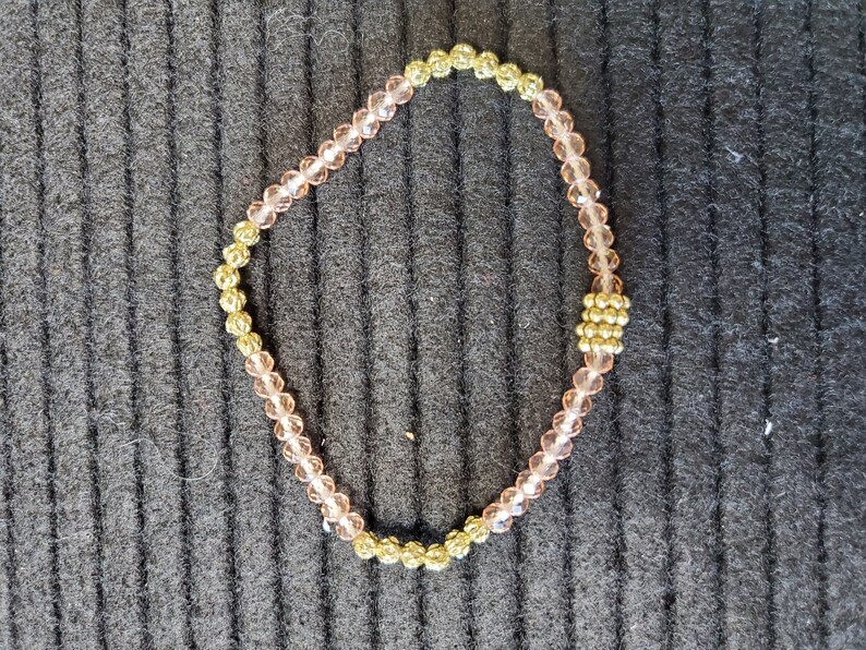 5 set glass pink and gold bead bracelets
