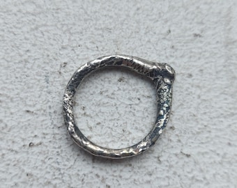 RECYCLED 925 sterling silver ring stuctured silver ring