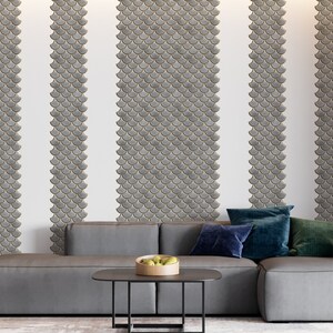 White 3D peel-and-stick tile with gold-edged scallop pattern, perfect kitchen backsplash and wall decor.