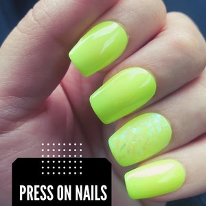Press on nails