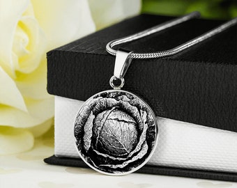 Cabbage Pendant Necklace: Surgical Steel, Liquid Glass Finish