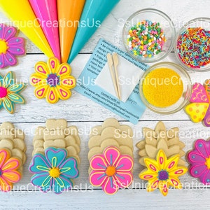 Summer  Flowers Cookie Decorating Kit, DIY Flower Sugar Cookie Decorating Kit, **INCLUDES 24 ITEMS**, (Large Cookies)