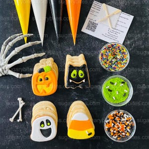 Halloween Cookie Kit, DIY Cookie Kit, (Large Cookies) ***INCLUDES 24 ITEMS*** With 4 Icing Bags & 3 Deluxe Sprinkles!!!