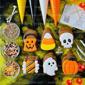 Halloween Cookie Kit, DIY Cookie Kit, (Large Cookies) ***INCLUDES 24 ITEMS*** With 4 Icing Bags & 3 Deluxe Sprinkles!!!