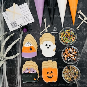 Halloween Cookie Decorating Kit, DIY Cookie Kit, (Large Cookies) ***INCLUDES 24 ITEMS*** With 4 Icing Bags & 3 Deluxe Sprinkle!!