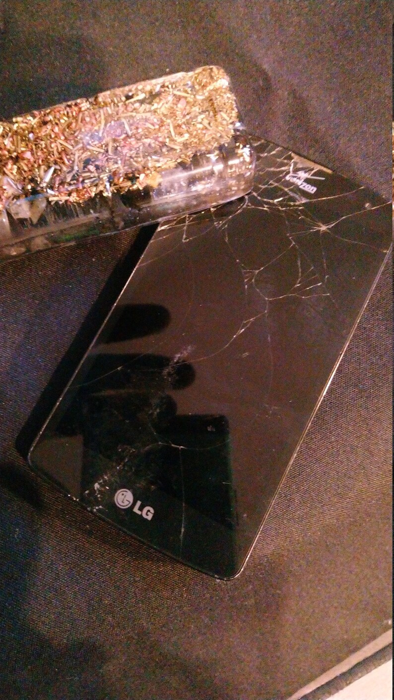 5G Orgonite EMF cellphone protection with MALAQUITE
