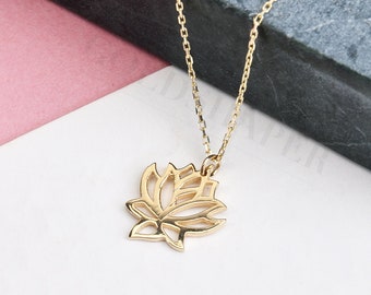 GORGEOUS GOLD OR SILVER HOLLOW LOTUS FLOWER PENDANT NECKLACES,FREE POST IN OZ GORGEOUS GOLD OR SILVER HOLLOW LOTUS FLOWER PENDANT NECKLACES,FREE POST IN OZ