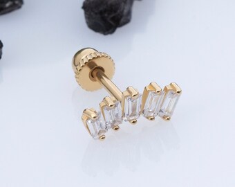 Baguette Stone Piercing, Tragus 18G 14K Gold Piercing, Cartilage Earring, 14k Solİd Gold Earring.