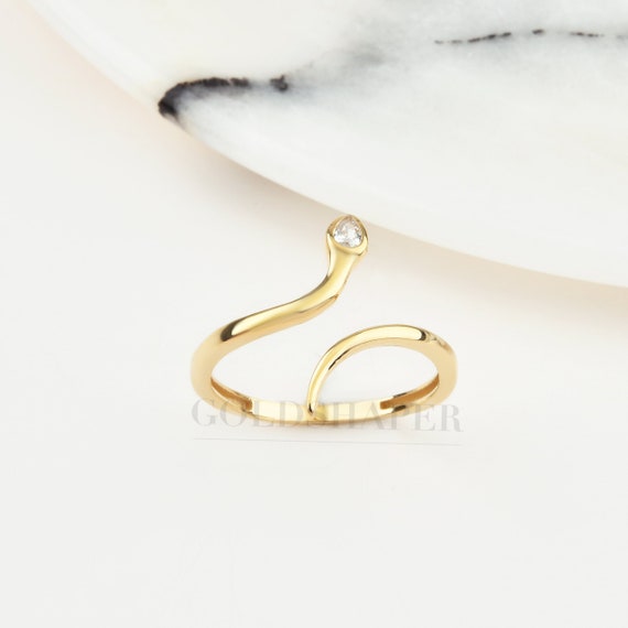 Lovisa size S/M Leaf Ring