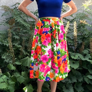 MCM A-Line 1960-70s Flower Power Skirt- Hawaiian Floral- Size XS~ 26 inch Waist.