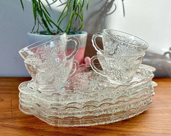 MCM Anchor Hocking Grapevine Snack Set: 4 Plates & Cups
