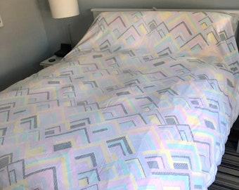 1980’s Modern Pastel Abstract Geometric print Queen Size Flat Sheet