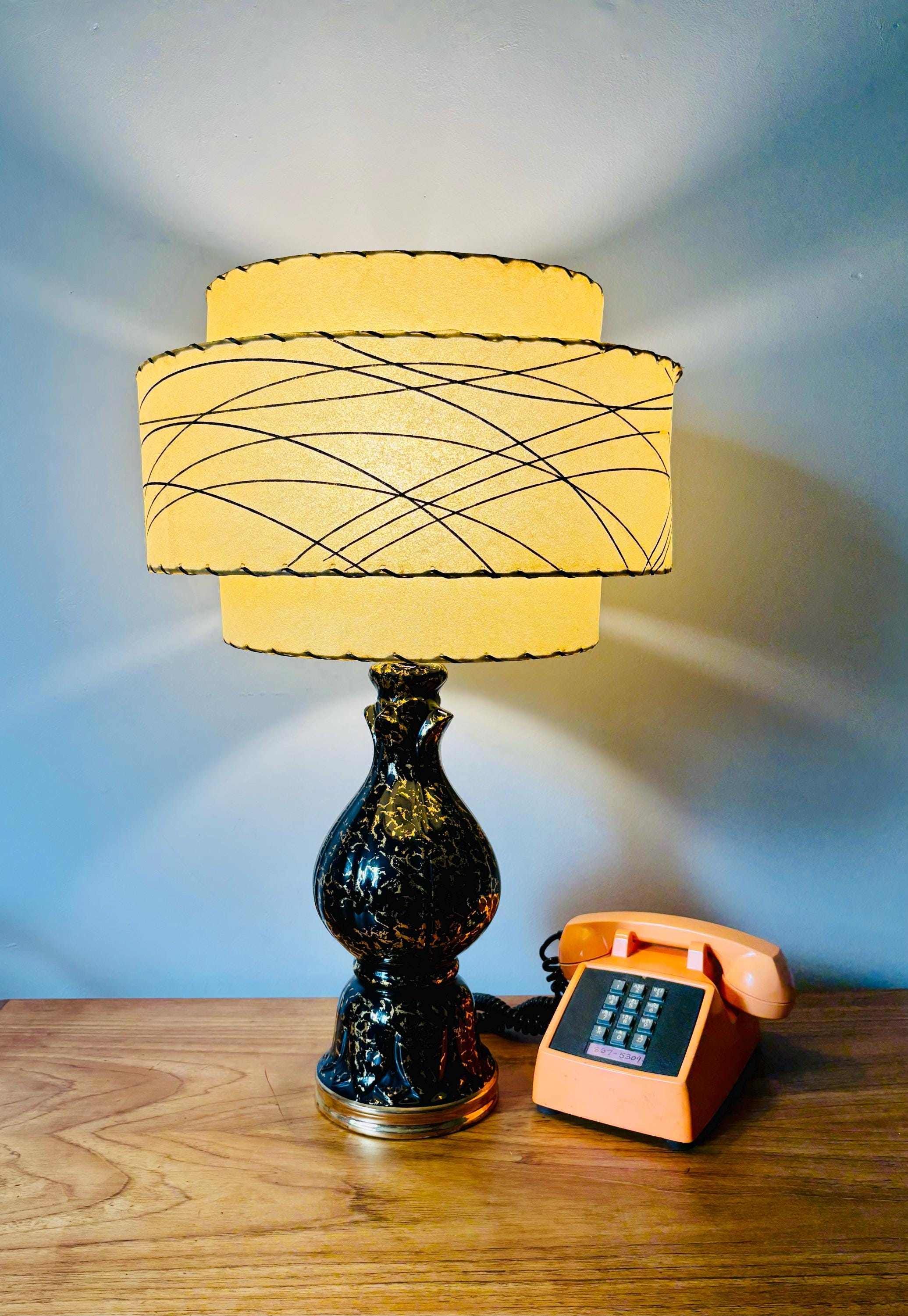 アトミックモダン/イームズ時代のセラミックランプベース、3段