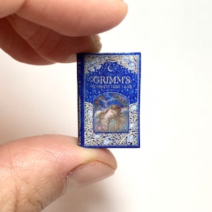 1:12 scale Antique Dollhouse Miniature Books, Miniature Library Accessories