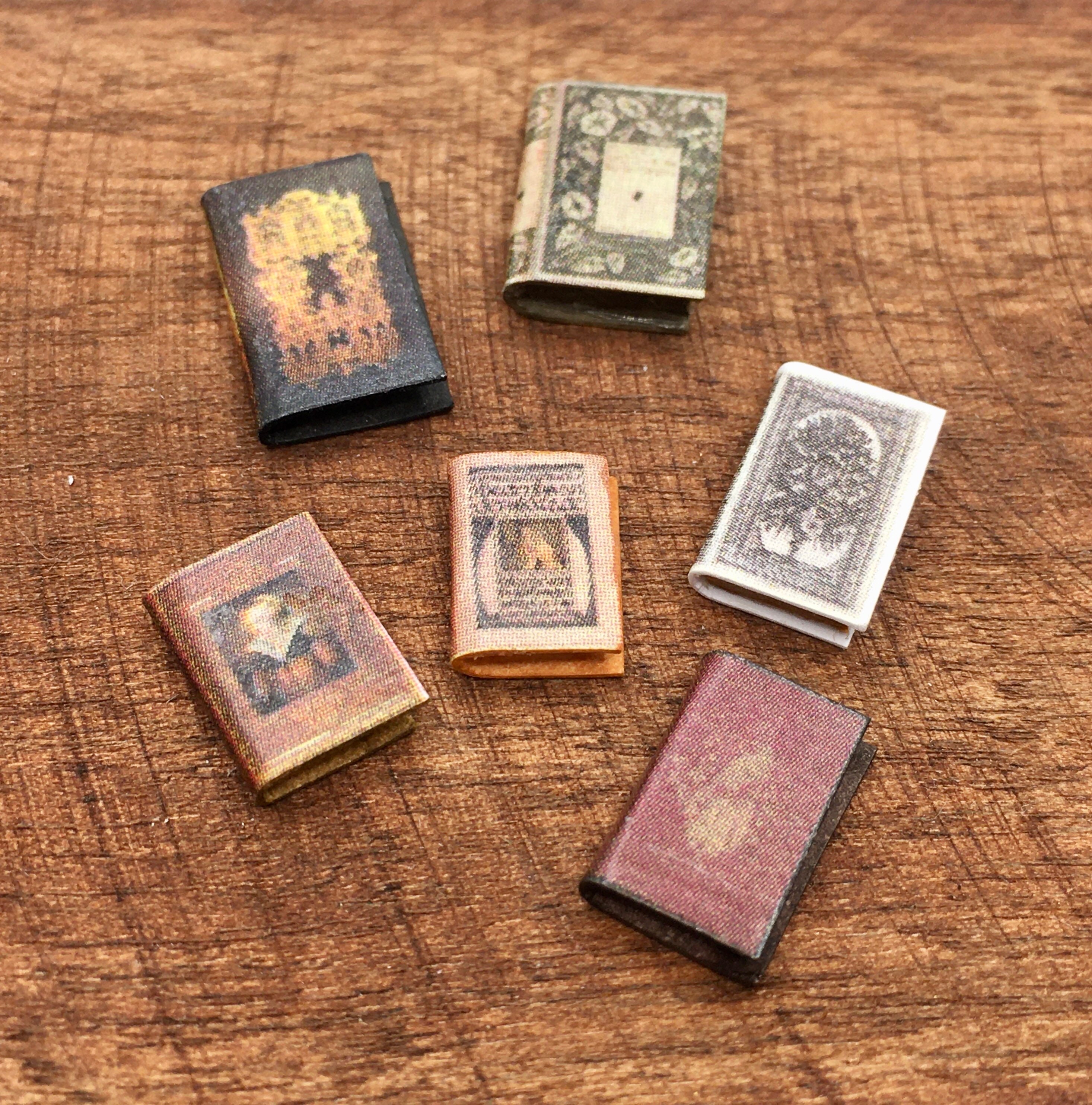 21 POLVEROSI VECCHI LIBRI Casa Delle Bambole In Miniatura Scala 1:12 - Foto 4