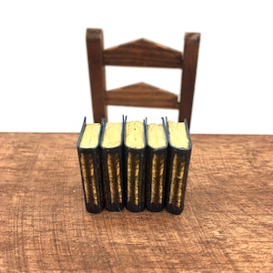 Ensemble d’encyclopédies à l’échelle 1:12 de 5 livres miniatures anciens, encyclopédie de maison de poupée pour votre bibliothèque miniature