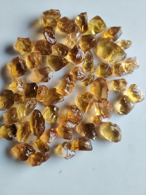 1 Piece 12X20 Mm Raw Honey Quartz Crystal,aaa Graded,healing
