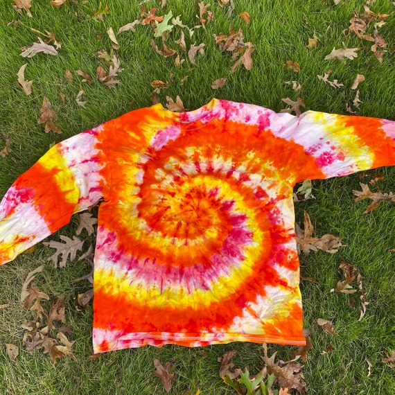 long-sleeve-starburst-tie-dye-etsy