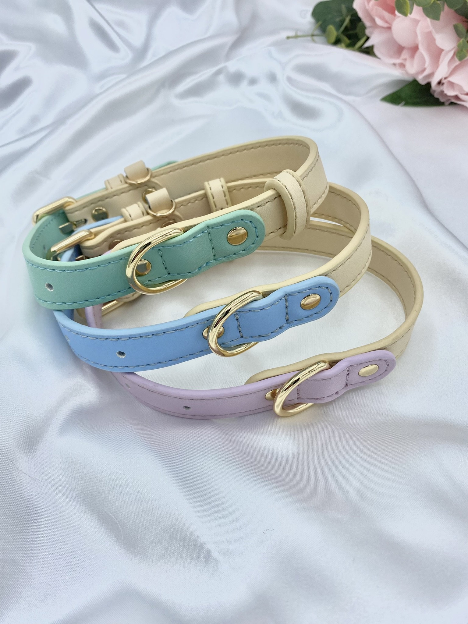 Blue leather collar hotsell