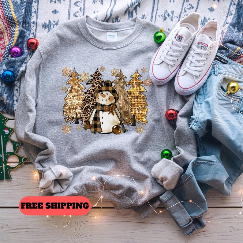 Snowman Shirt, Christmas Shirt, Snowman Sweatshirt, Winter Wonderland Shirt, Christmas Gift, Holiday Shirt, Bella Canvas, Snowman, Cute Tee bild 1