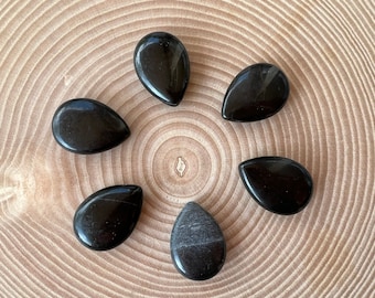 Obsidian pendant