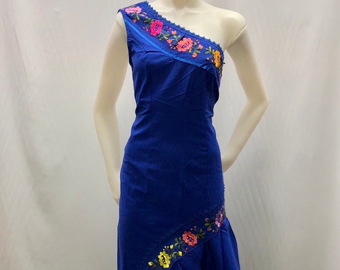VESTIDO MEXICANO, vestido corto, vestido artesanal, vestido bordado, vestido típico, vestido regional, ideal para una fiesta mexicana ,ENVIO GRATIS EN ESTADOS UNIDOS