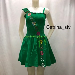 EMBROIDERED MEXICAN DRESS, mexican dress, embroidered dress, mexican custome, handmade deress, 5 mayo, the perfect dress for a Mexican party