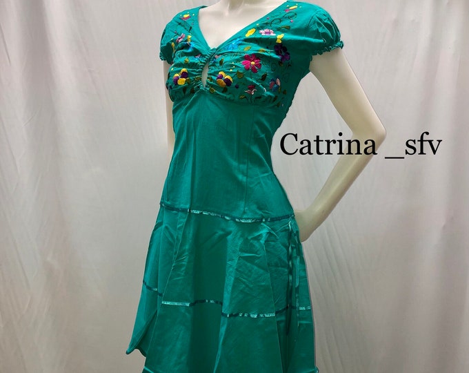Vestido mexicano ideal para una fiesta mexicana o cualquier otro evento ENVÍO GRATIS EN ESTADOS UNIDOS