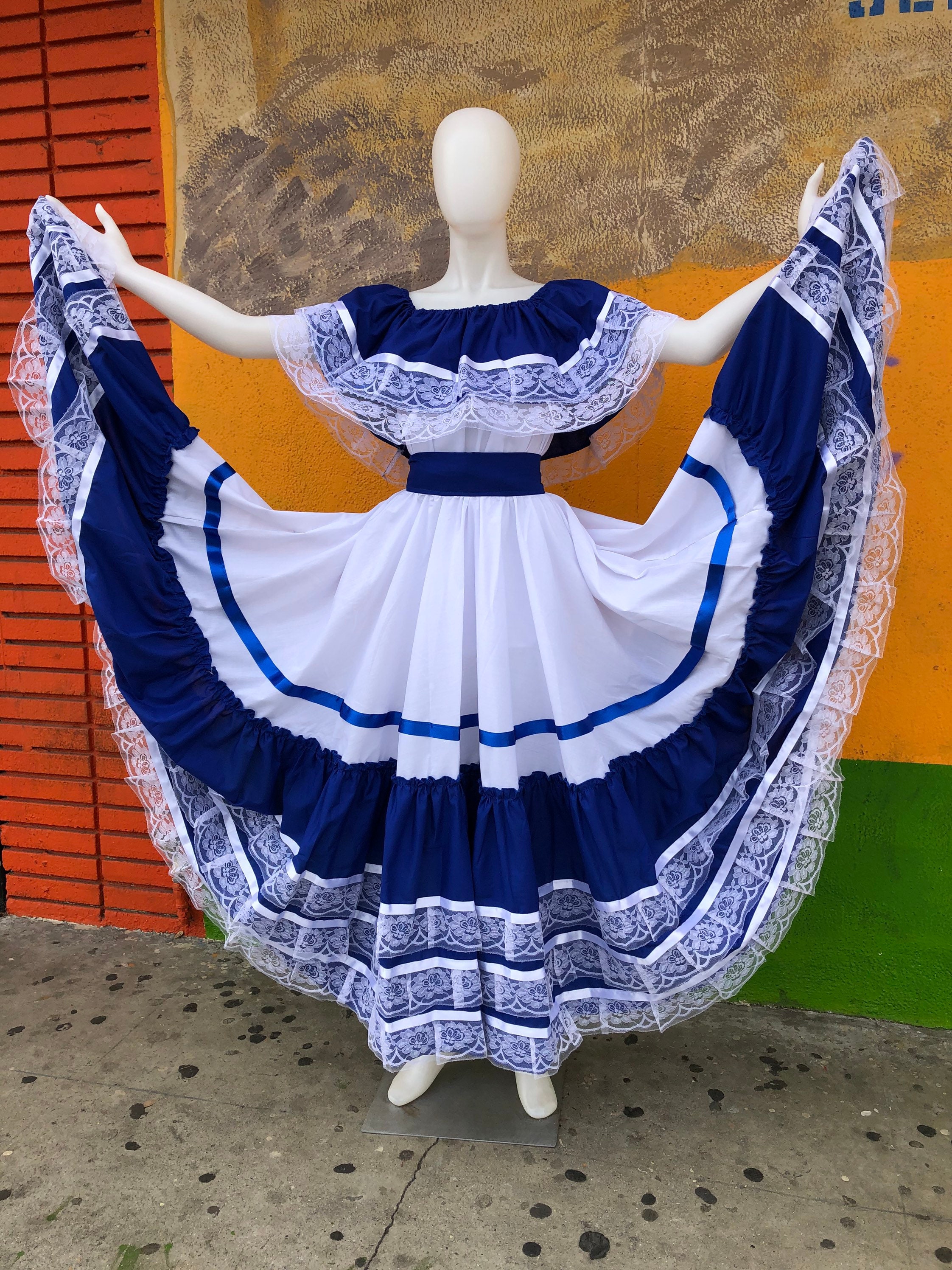 traditional honduran clothing