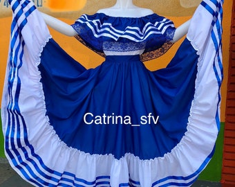 Off-the-shoulder skirt and blouse suit from El Salvador, Honduras, Nicaragua ideal for a national event or independence