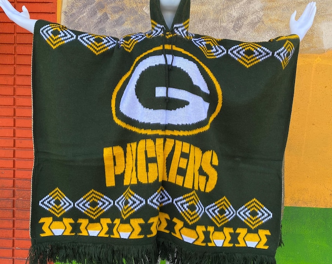 Green Bay poncho, sports poncho, hooded poncho, hooded coat, G poncho, Green Bay coat, handmade poncho, G Bay serape