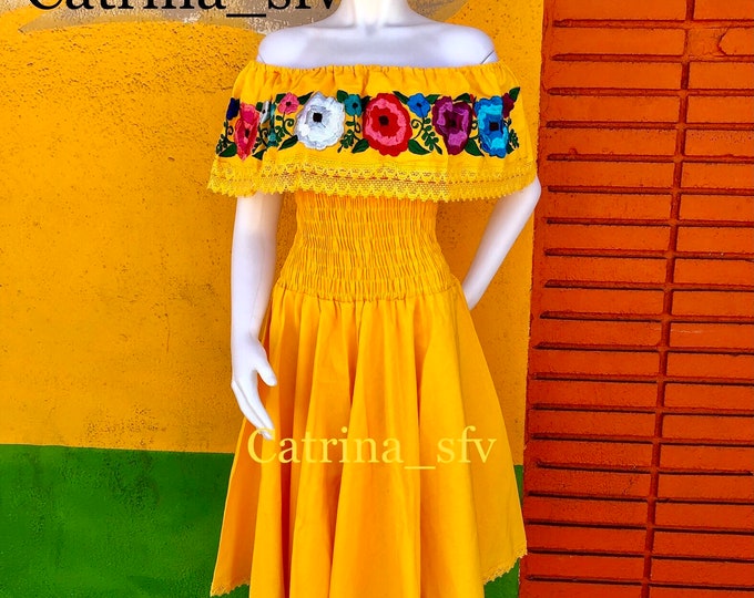 Vestido mexicano, off the shoulder mexican dress, vestido circular, vestido artesanal, fiesta mexicana, 5 de mayo, día de los muerto