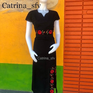Mexican dress, catrina dress, embroidered dress, Mexican party, Cinco de Mayo, handmade dress, day of the dead dress, black dress