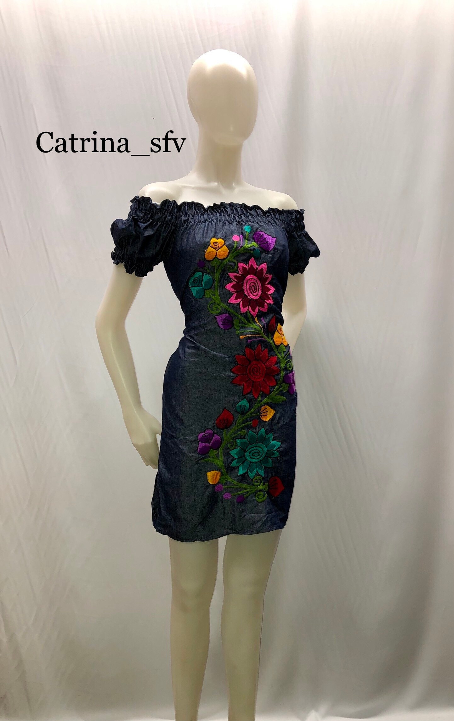 VESTIDO MEXICANO, vestido mexicano corto, vestido artesanal, bordado, vestido típico, vestido regional, vestido para fiesta mexicana ,ENVIO GRATIS EN ESTADOS UNIDOS
