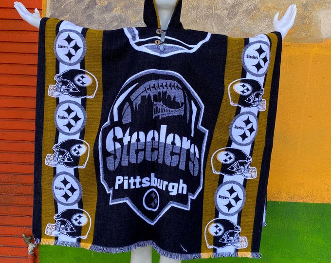 Pittsburgh poncho, poncho deportivo, poncho con capucha, gabán de Pittsburgh, poncho artesanal de pittsburgh, sarape de pittsburgh