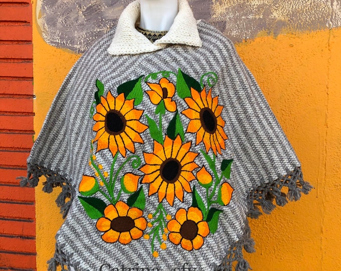 Mañanita mexicana bordada, poncho mexicano, gaban mexicano,mañanita artesanal, sarape mexicano, gaban bordado, mananita bordada, 5 de mayo, ENVIO GRATIS EN ESTADOS UNIDOS