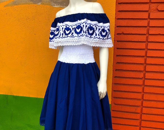 Salvador dress, Nicaraguan dress, Honduras dress, Central American dress, off the shoulders dress, Salvadoran party