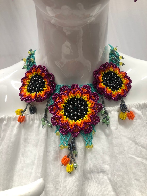 Collar y aretes de chaquira - Etsy México Collar y aretes de chaquira - Etsy México