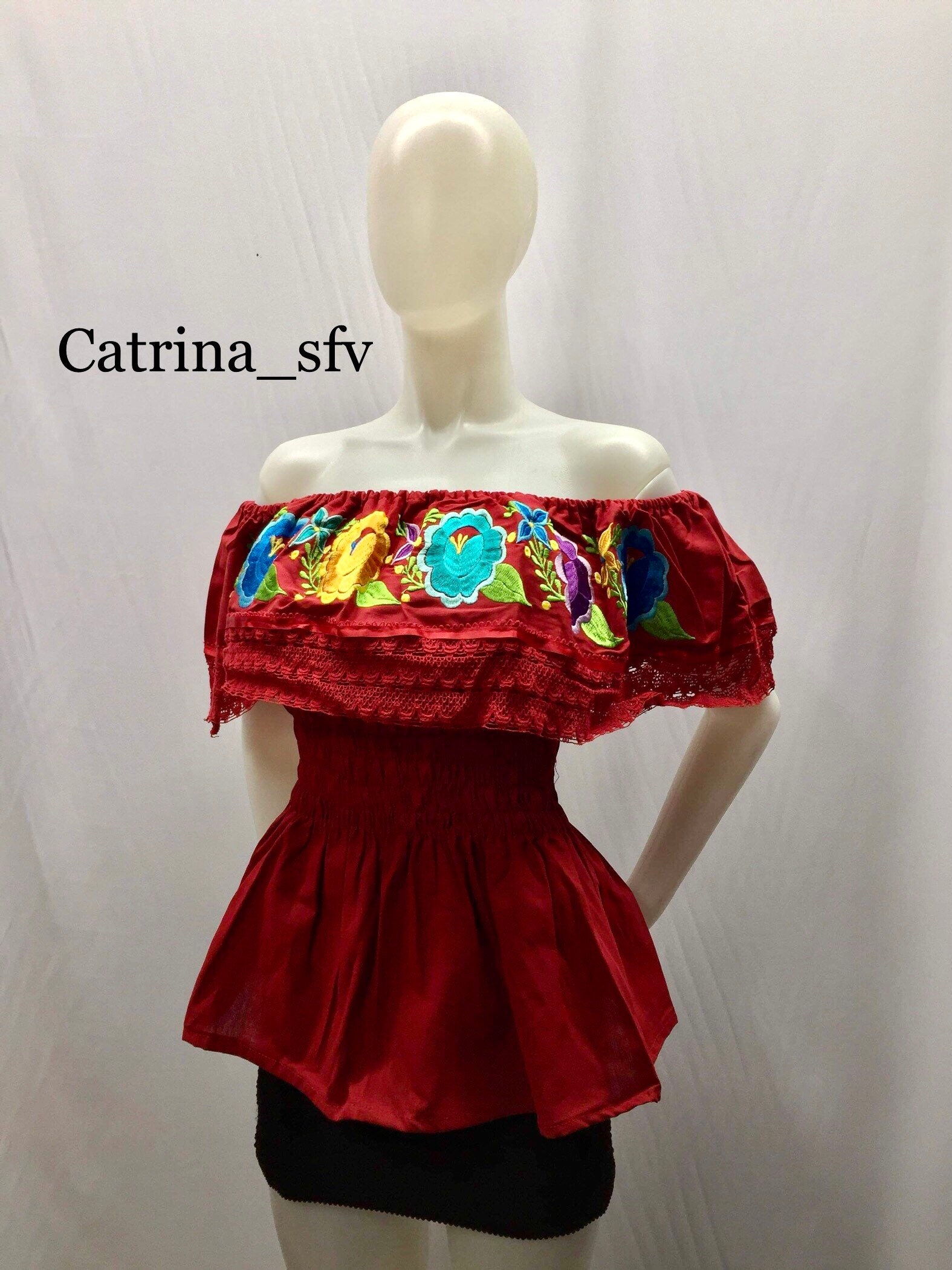 Declaración profundo cavidad Blusa mexicana (lolita) estilo campesina fuera de los hombros flores grandes  ideal para una fiesta mexicana o cualquier otro evento ENVÍO GRATIS EN  ESTADOS UNIDOS