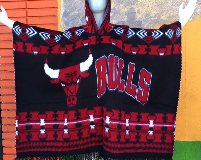 Chicago Poncho, sports poncho, Chicago coat, Chicago poncho, Chicago serape, hooded poncho, handmade hooded poncho