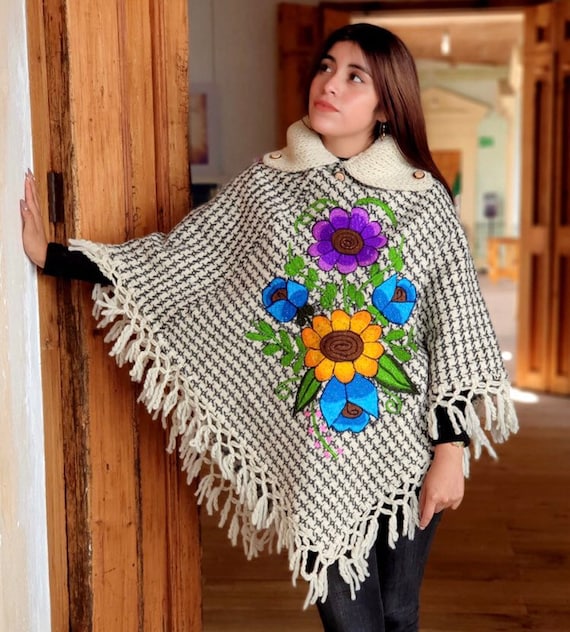 Mexican Embroidered Morning Dress Mexican Poncho Mexican Overcoat Handmade Morning Dress Mexican Sarape Embroidered Overcoat Embroidered Morning Dress May 5th Etsy Canada