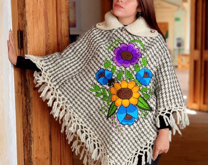 Mañanita mexicana bordada, poncho mexicano, gaban mexicano,mañanita artesanal, sarape mexicano, gaban bordado, mananita bordada, 5 de mayo, ENVIO GRATIS EN ESTADOS UNIDOS