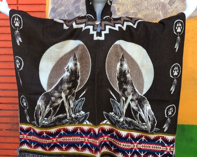 Poncho con capucha, poncho de lobos
