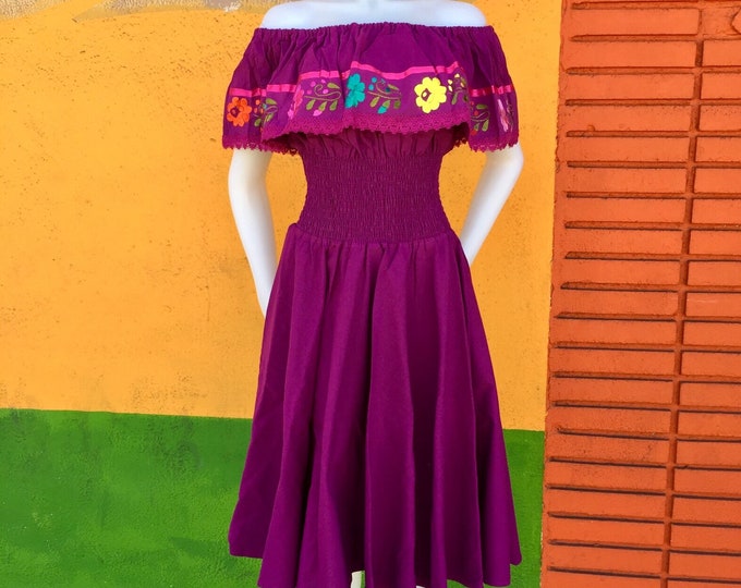 Mexican dress, off the shoulder mexican dress, vestido circular, vestido artesanal, fiesta mexicana, 5 de mayo, day of the dead, vestido mexicano, ENVIO GRATIS EN ESTADOS UNIDOS