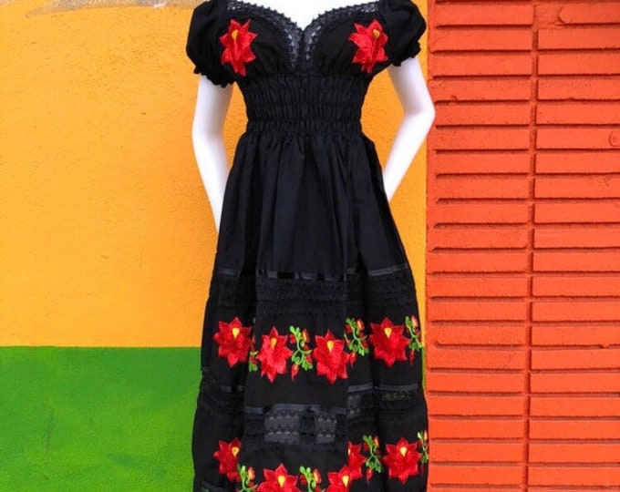 Telar bordado a mano perfecto para diseñar tu propio vestido ENVÍO GRATIS EN ESTADOS UNIDOS