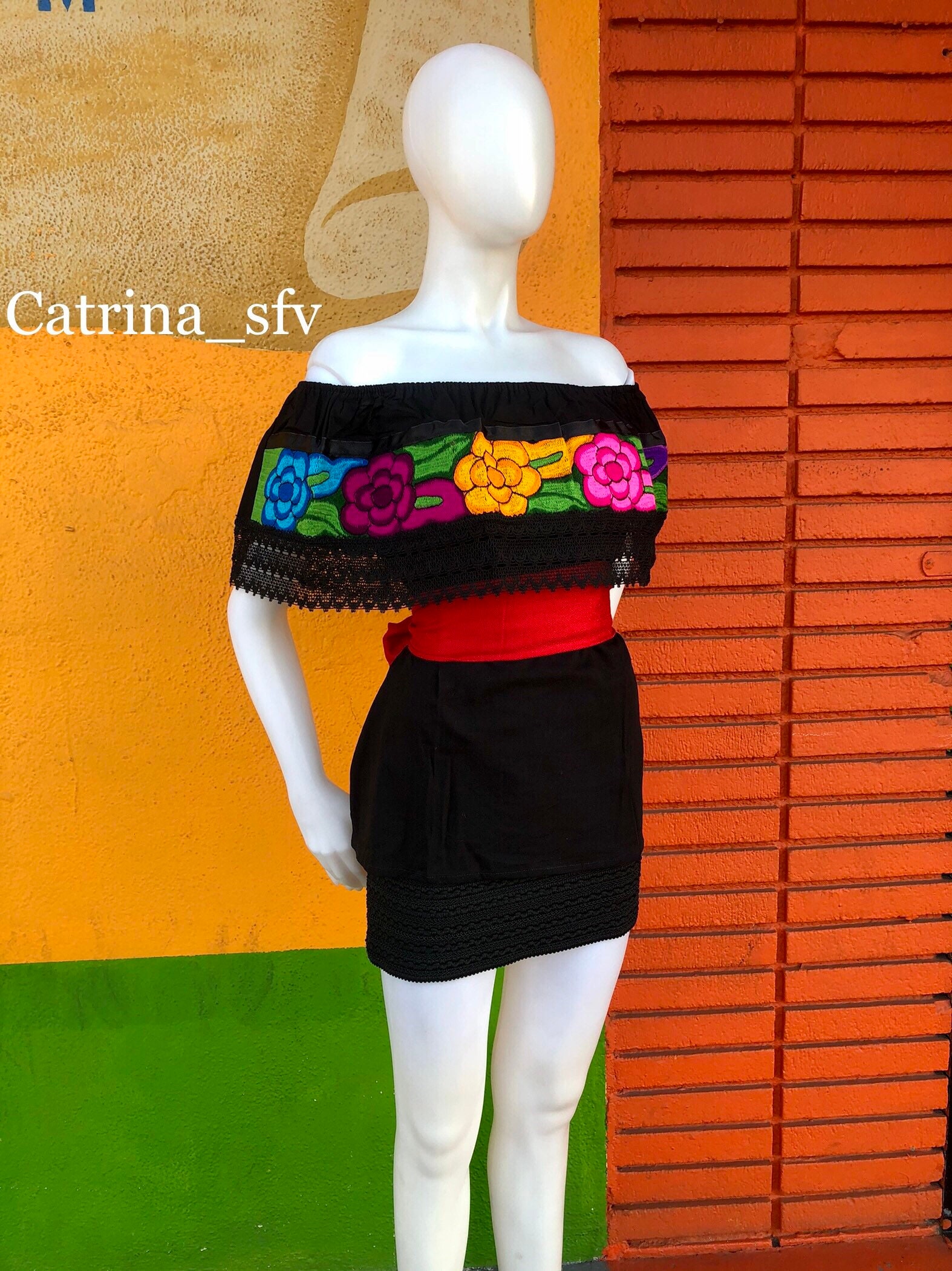 Blusa artesanal online negra