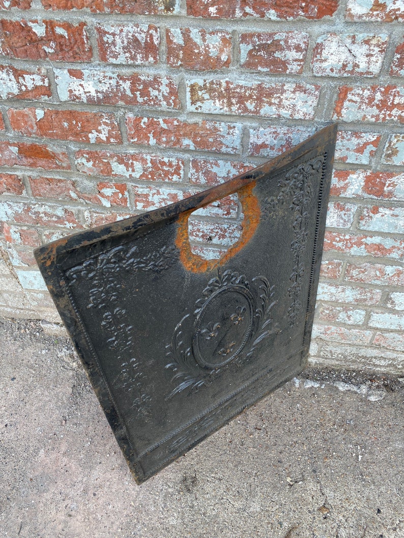 Antique Architectural Salvage cast iron Fireplace Cover. image 7