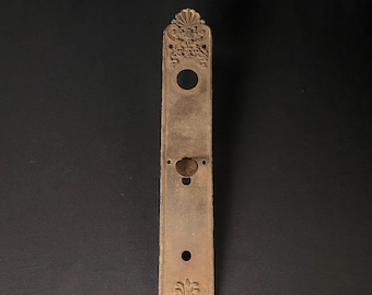 Antique Architectural Salvage Large Cast Iron Sargent and Co Arts and Crafts Thumb Latch Entry Pull Handle Back Plate