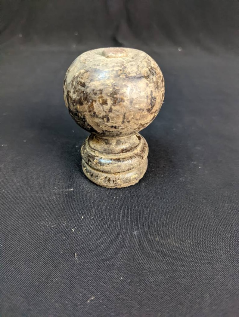 Newel Post Cap. Finial. Antique Newel Post Cap, Hand Carved. Salvaged